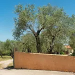 Welcomely - Country Guesthouse Olivar