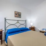 Sa Corte De Dinu