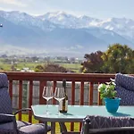 Bayview Vista - Kaikoura Holiday Home