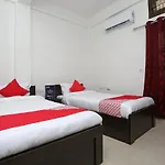 Oyo 10912 Nirman Residency