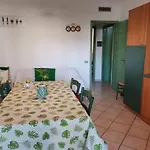 Villetta Con Giardino In Residence In Centro