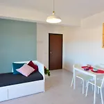 Lyceum Flat