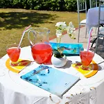 Izzhome Nora Beach