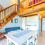 Spacious Apartment In San Teodoro With Garden And Parking