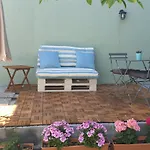 Smile - Appartamento Con Giardino