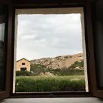 Cava Francese - La Maddalena - La Casa Dello Scalpellino