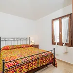 Appartamento Trilocale Le Canne 4 Posti Letto Con Giardino E Posto Auto Privato