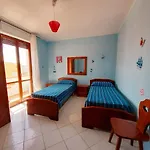 Accogliente Trilocale A Santa Teresa Gallura