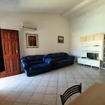 Dimora Cavallini - Apartment In Pula, Sardinia, Italy