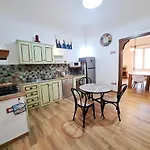 Maison Chloe