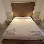 Isola Nel Parco Villas & Rooms