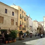 Nima Apartment