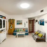 L'Hibiscus Di Lucia