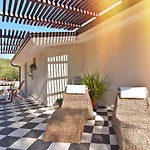 Villa Turquoise