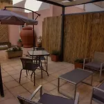 Shardan Guest House