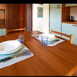 Airport-Mater-Pool-Live-Late-Checkin-Free-From 7-Till9Pm-After 9Pm Extracharge-Topay-Included-Economic-Shuttle-Late Check Out-Assistance To-Rentcar&Save Money During Journey 5Minbywalktoccenter2Mbywalktotouristicport5Minbywalktobusforcityandbeaches