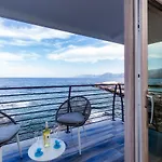 Hotel Caramare