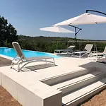 Villa Lu Impostu