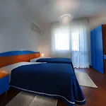 B & B Brisa Del Mar