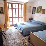 Villa Corrias