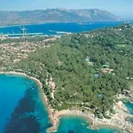 Capri 53