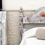 Sa Rocchitta House B&B