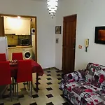 Holiday House 2