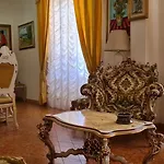 La Casa Dei Gigli
