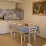 La Vela Suite