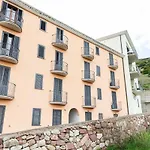 La Finestra Sul Castello