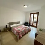 Casa Dina