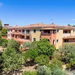 Cozy Apartment In Orosei With Wifi