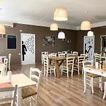 Green Gallery Hotel And Restaurant