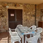 Villetta Indipendente Con Suggestiva Vista Mare, Porto Mannu