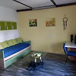 Gio'S Gio'S House