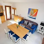 Limbara Ichnos House