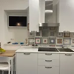 Sulis Suite Apartment - Il Milese