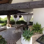 Il Giardino Del Margine Rosso