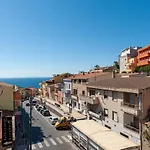 Confort Central Sea View & Castle