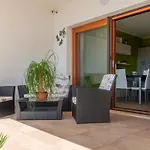 Welcomely - L'Isola Nel Verde