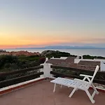 Villa A Few Steps From The Beach
