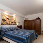 Charming Seafront Apartment With Garden And Patio