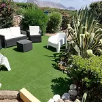 Cala Ginepro House