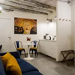 Elegante Studio Nel Centro Storico Di Cagliari