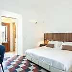Reef Suites