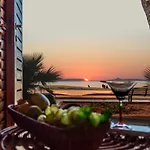 Casa Torregrande Fronte Mare