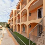 Frisaia F3