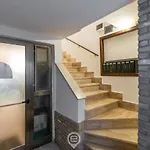 Studio 73 E 74 - 74