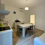 The Dreamers Apartment