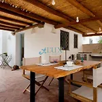 Casa Frangipani